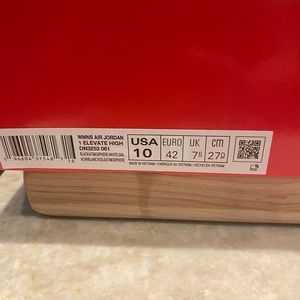 Brand New with Box Womens Nike Air Jordan’s 1 Elevate High Sneaker size 10